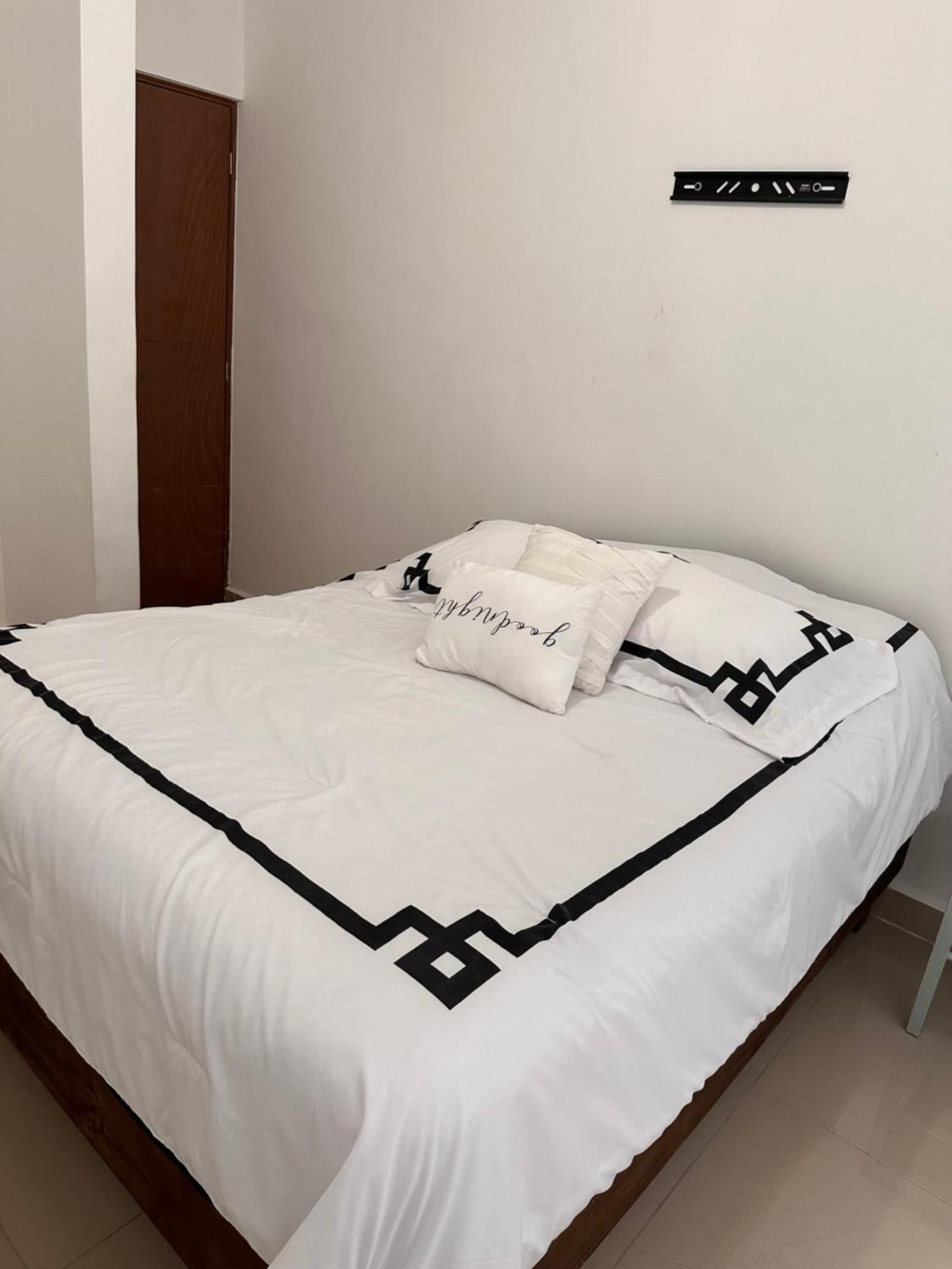 Family Home Apodaca มอนแตร์เรย์ ภายนอก รูปภาพ