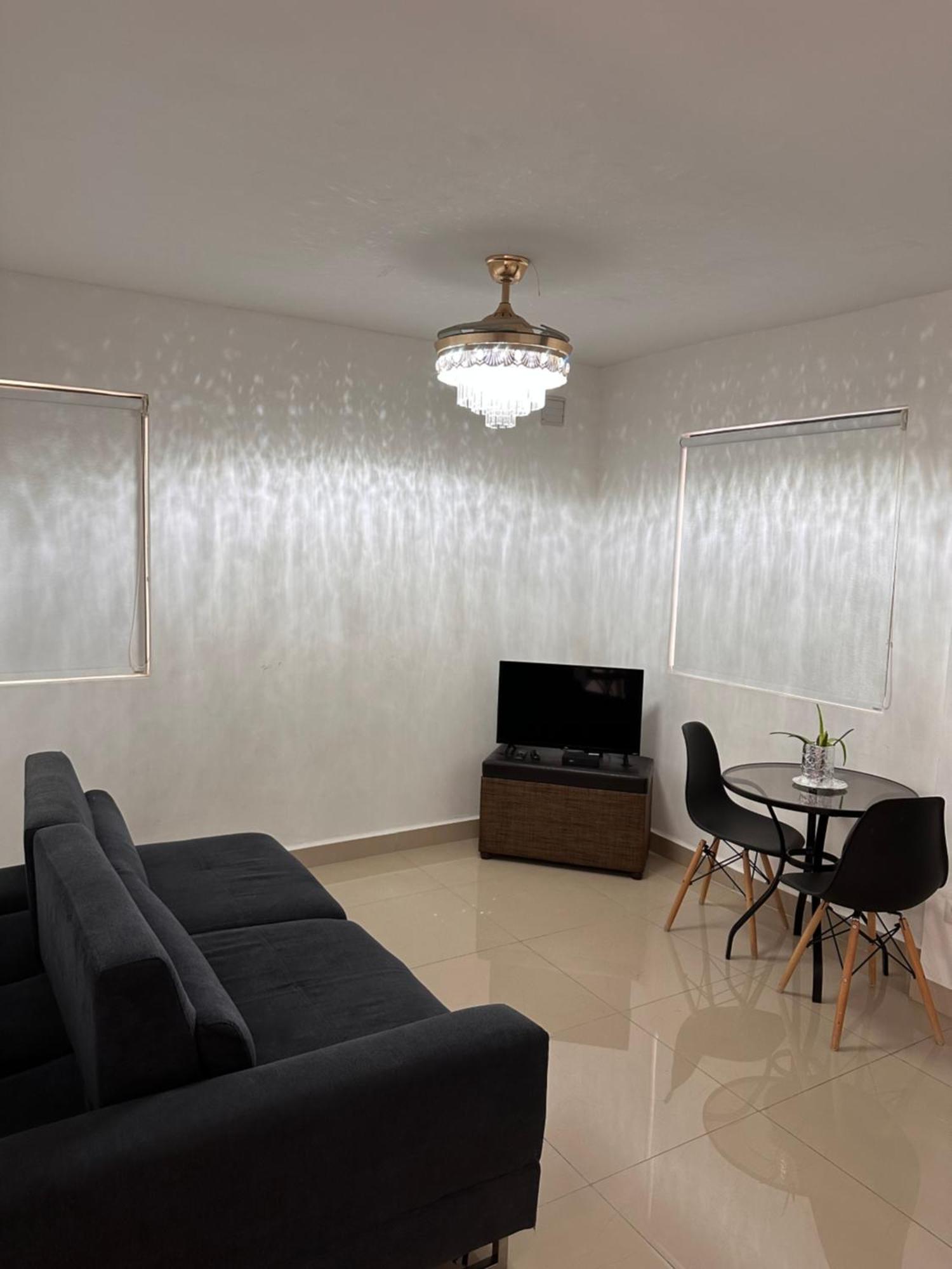 Family Home Apodaca มอนแตร์เรย์ ภายนอก รูปภาพ